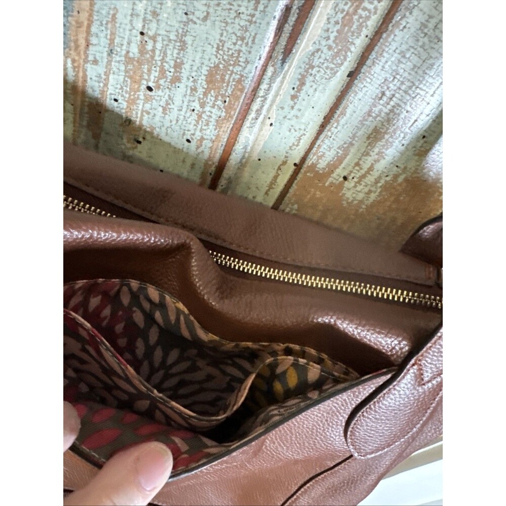 LODIS Large Brown 100% Pebble Leather Exterior - Polyester Inside Shoulder Bag - Picture 7 of 13